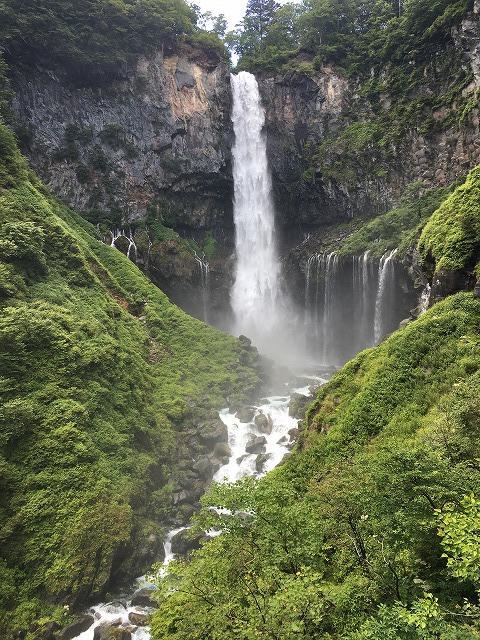 華厳の滝