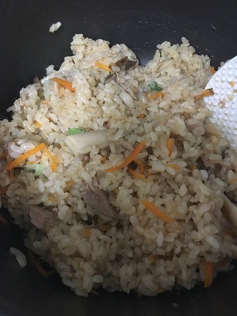 ツナとぽん酢で炊き込みご飯